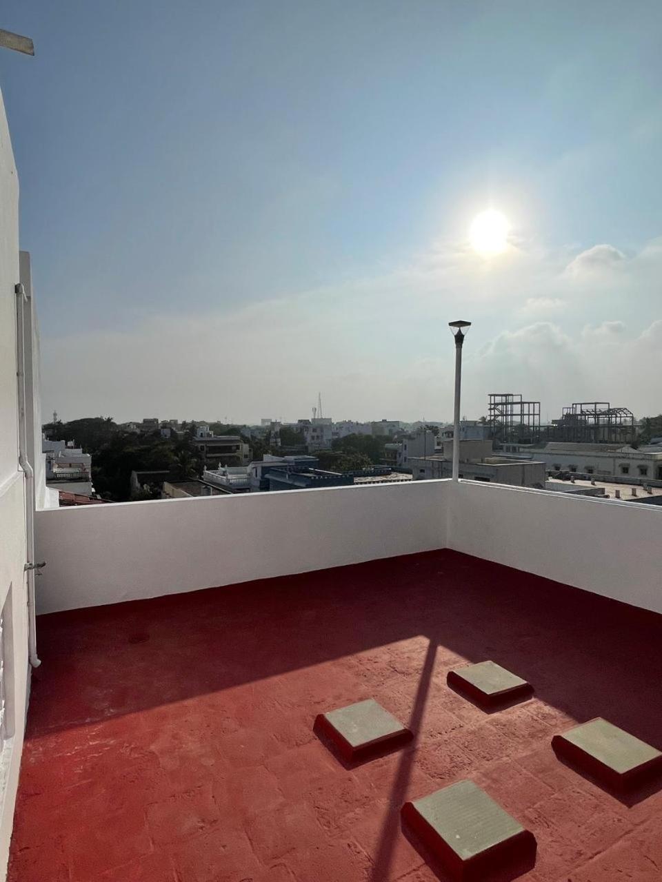 La Villa Marseille بونديتْشيري المظهر الخارجي الصورة