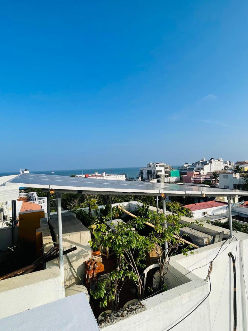 La Villa Marseille بونديتْشيري المظهر الخارجي الصورة