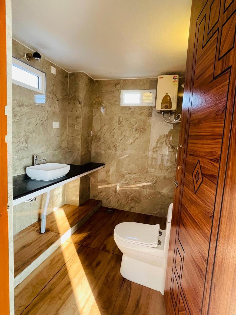 La Villa Marseille بونديتْشيري المظهر الخارجي الصورة