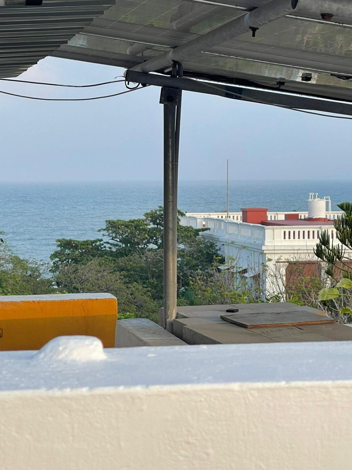 La Villa Marseille بونديتْشيري المظهر الخارجي الصورة